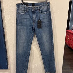 Just Black Women's Blue Ankle Jeans